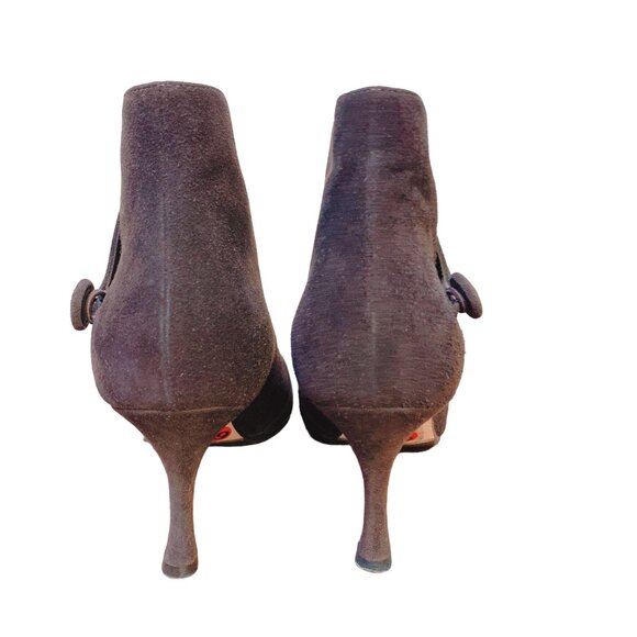 Manolo Blahnik Chic Brown Suede Ankle Booties Button Detail Pointed Toe 6.5 - Picture 5 of 6
